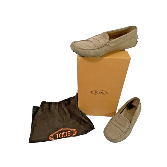 Tod's Gommino Suede Driving Loafers in Light Tobacco Sz EU 36.5 - Picture 1 of 9
